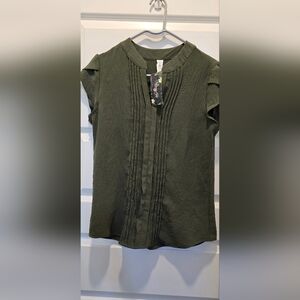 Vibrant Green Cap Sleeve Pleated Blouse with Mandarin Collar